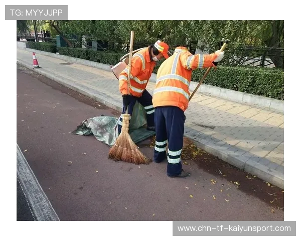 大风作业像荡秋千，东莞工人淡定应对，大风作文600字