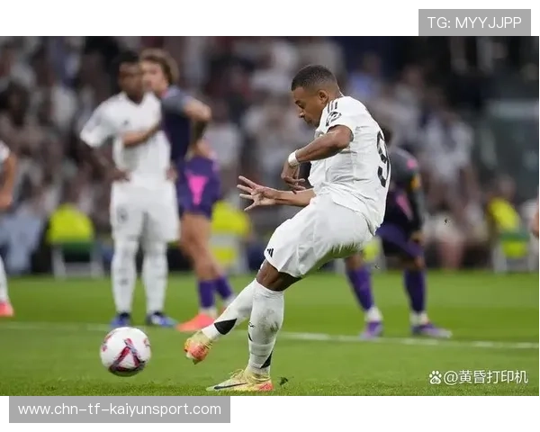 姆巴佩伯纳乌百米冲刺后推射得分,皇马2比0扩大优势 姆巴佩伯纳乌百米冲刺后推射得分,皇马2比0扩大优势